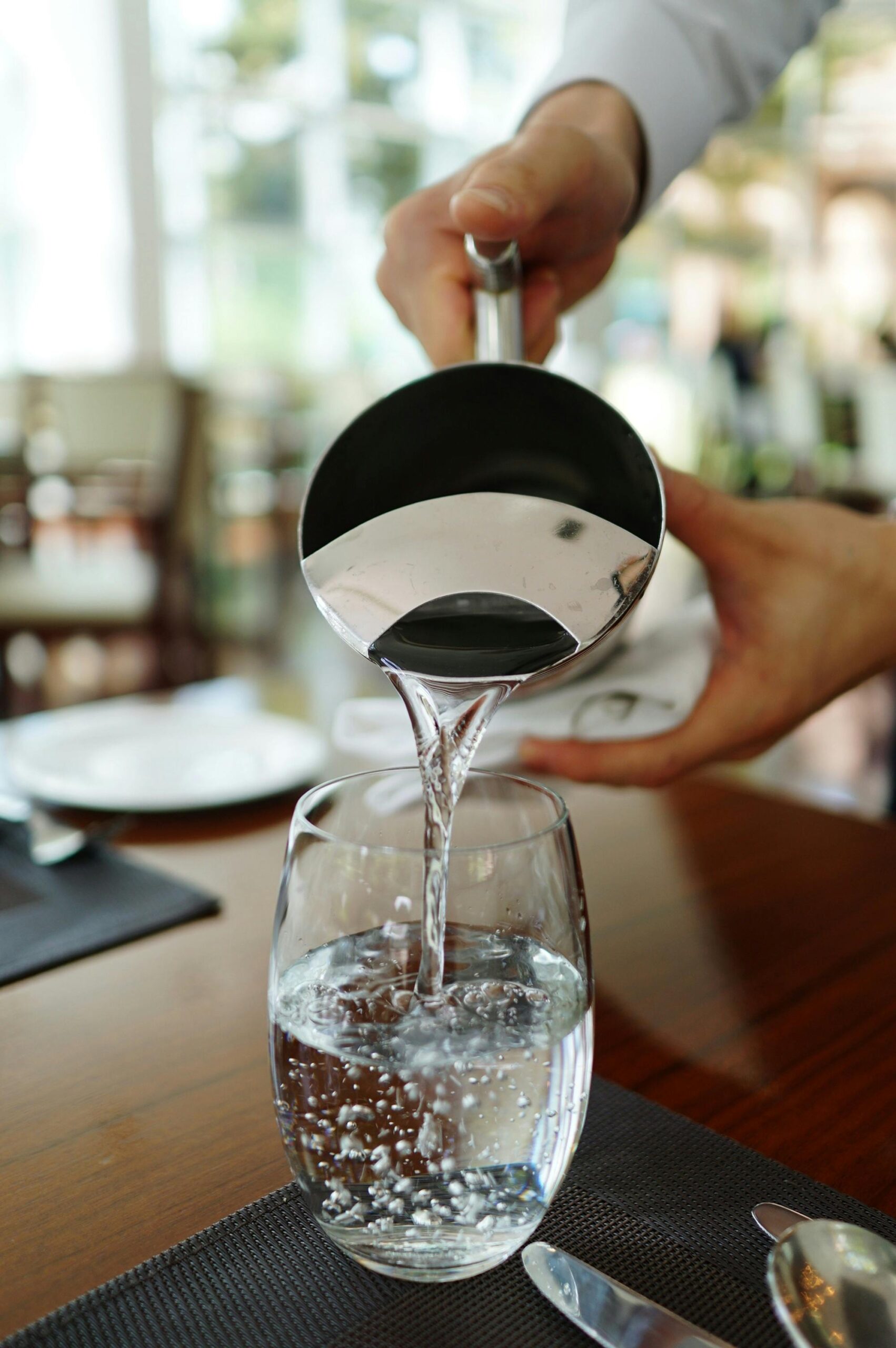 Minum air dengan cukup